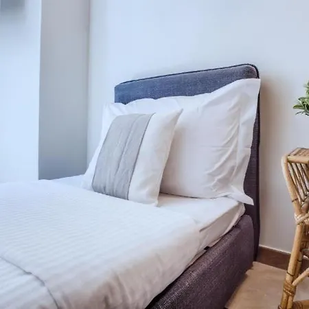 Iflat Trevi's Stylish Paradise * ローマ