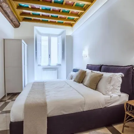Apartment Iflat Trevi's Stylish Paradise